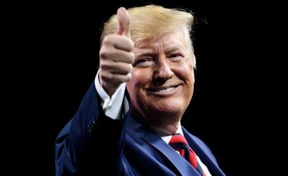 美国敢不敢介入台海？美国百分之二百敢介入。美国敢武力介入台海吗？从眼下看，美国肯