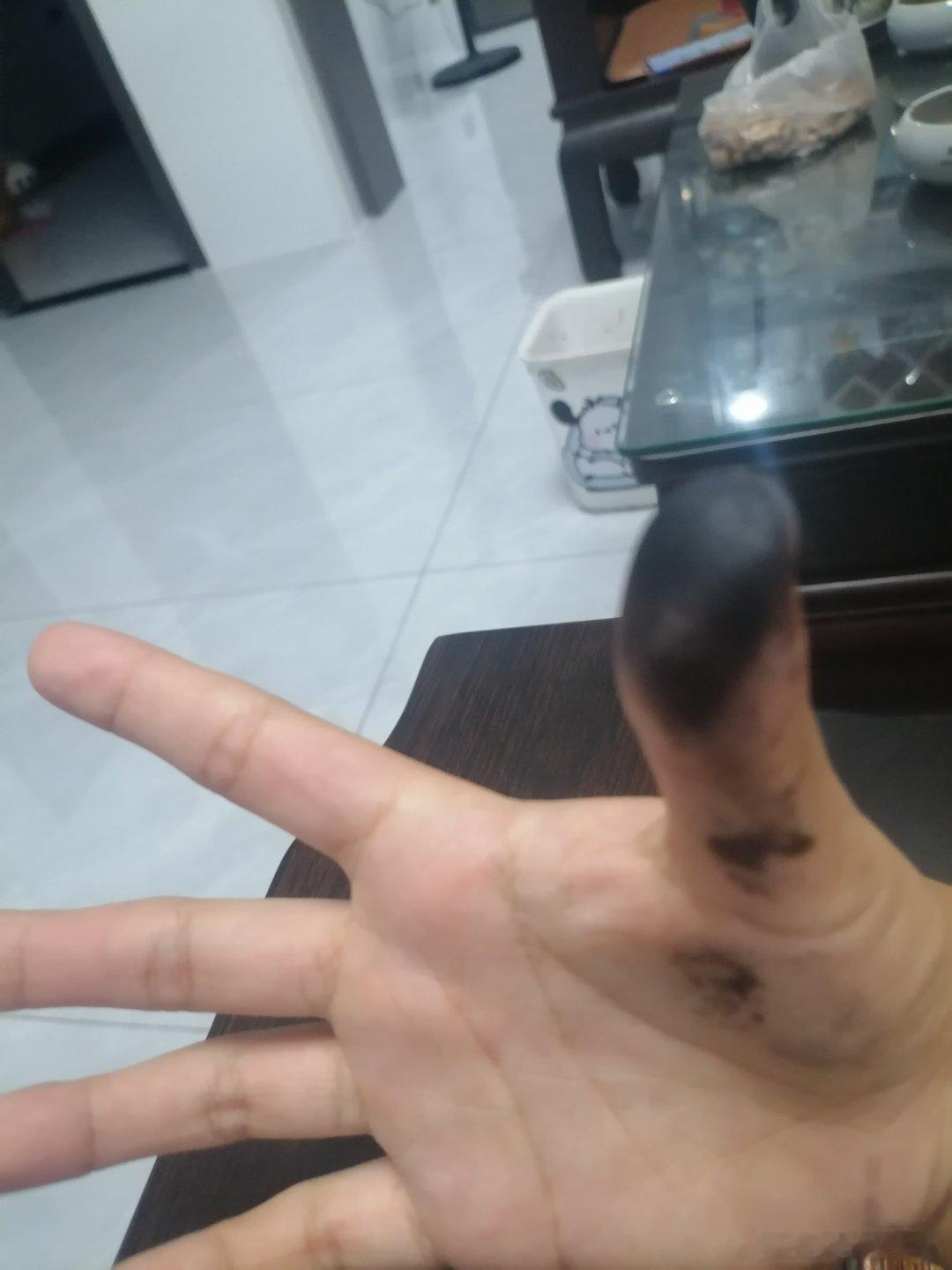 OK呀，也是帮我朋友染发了好吧 我这染发又快又均匀感觉跟理发店不分上下我那个大拇