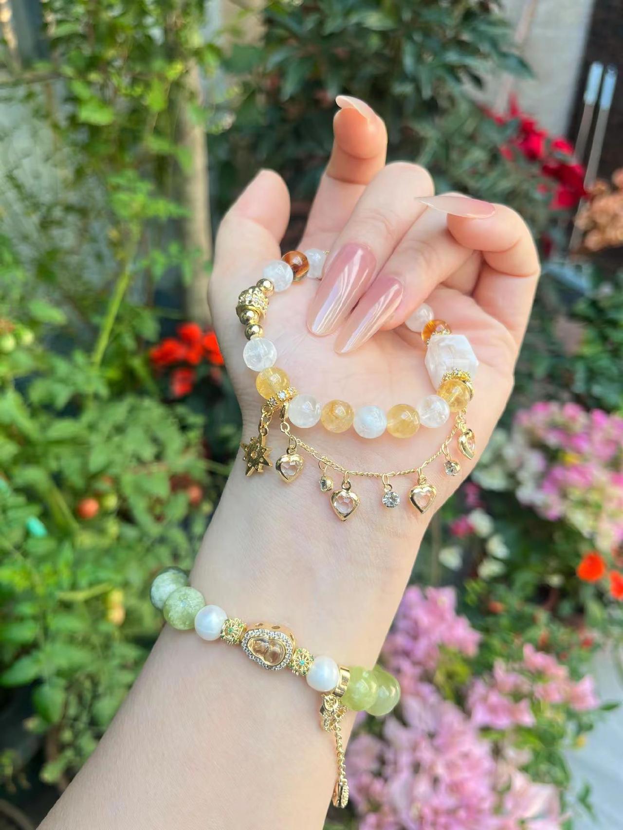 真的狠狠懂那种一眼心动的感觉。真的狠狠懂那种一眼心动的感觉！挖到这串本命手串直接