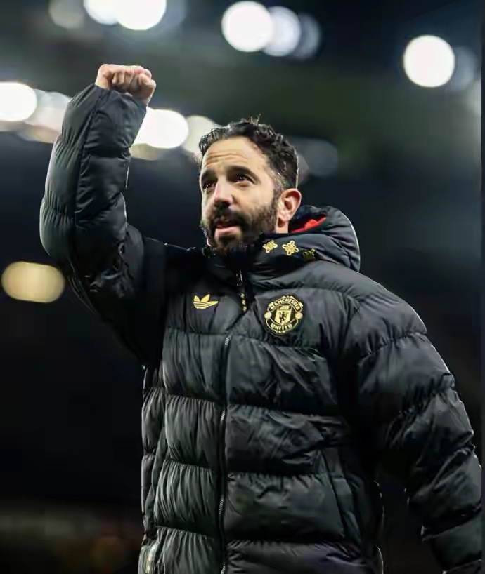 突发！曼联官宣阿莫林下课 执教仅14个月 爵爷之后曼联已解雇10人北京时间1月5