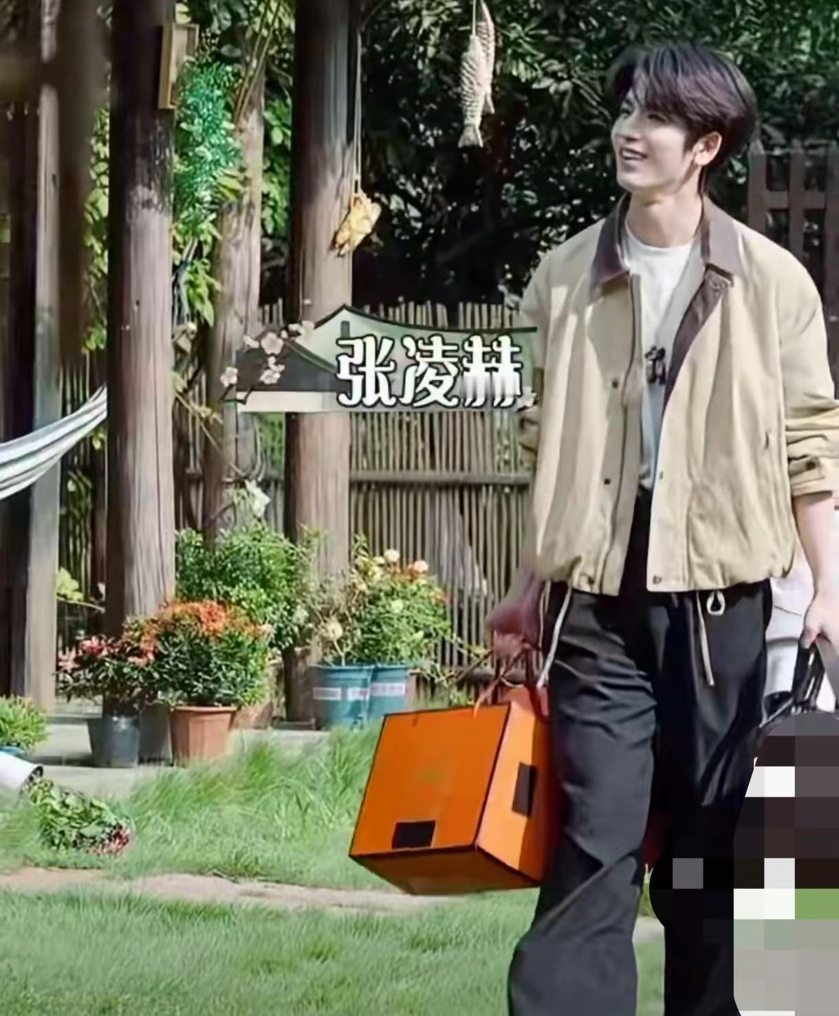 向往的生活杀疯了！张凌赫带50只螃蟹，马。向往的生活杀疯了！张凌赫带50只螃蟹，