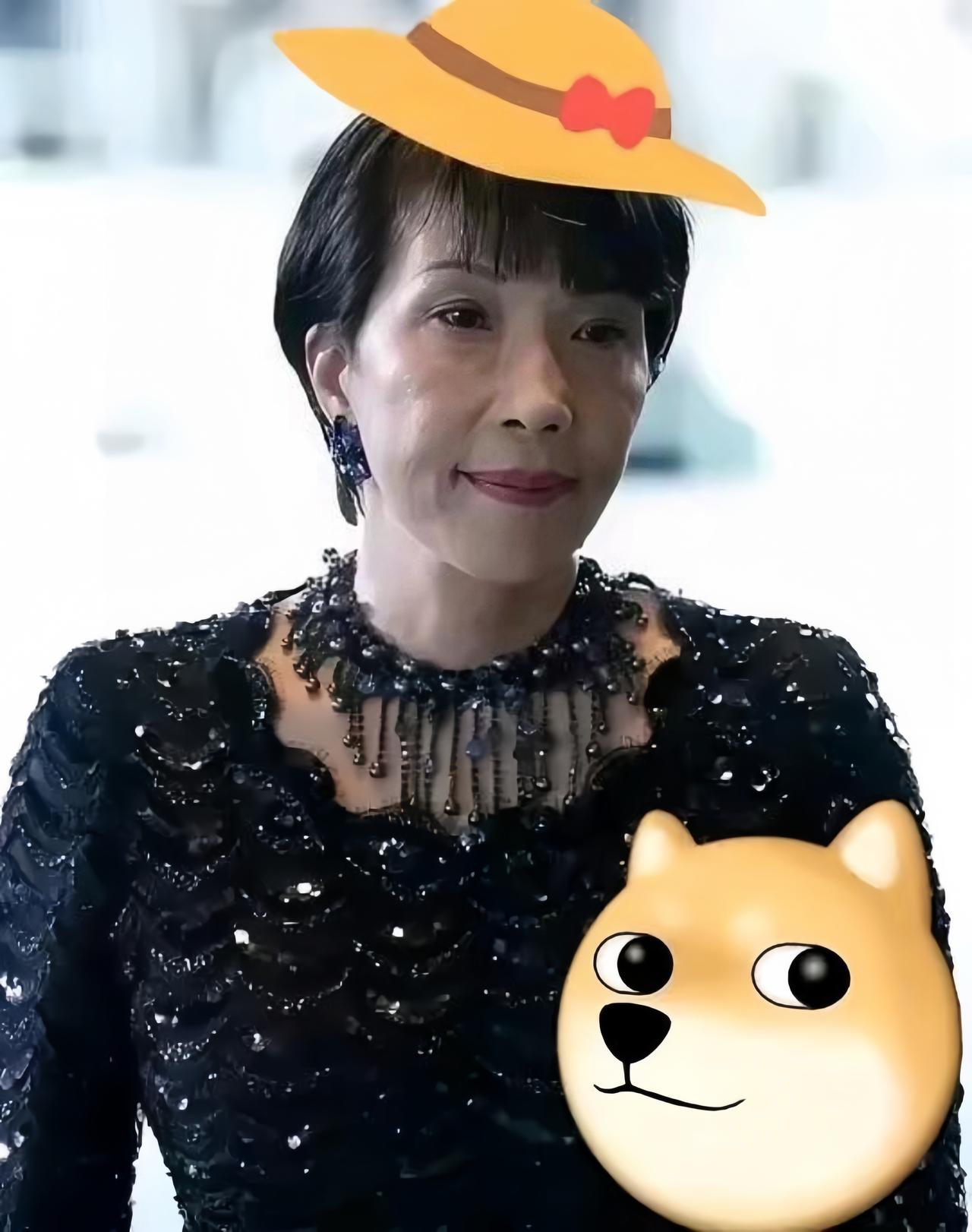 消息！
日本内阁会议宣布！
11月30日，日本内阁会议通过了2025年度的补充预