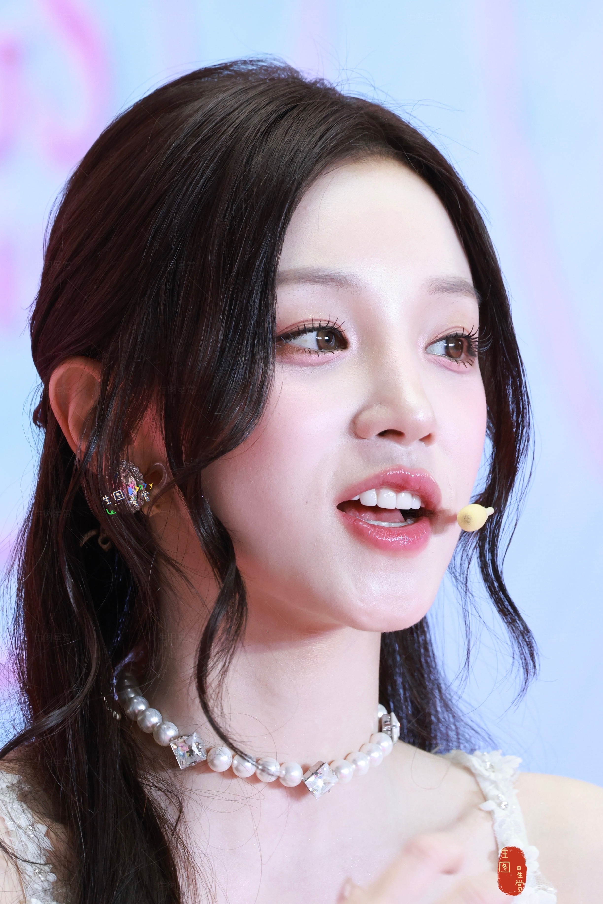 今天是水灵灵的雨琦妹妹💋宋雨琦广州线下活动生图掉落 