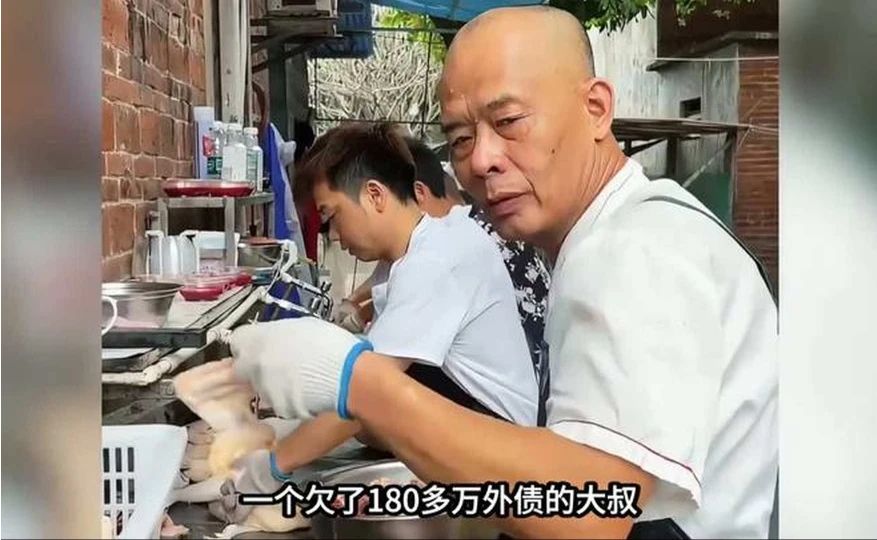 从排队2小时到上座六成，莫氏鸡煲降火了吗