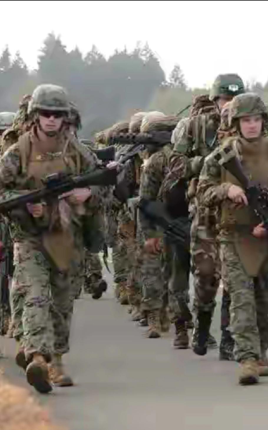 实在让人难以理解！经常看到一些非常有水平的专家学者，或者是网红分析说，美国主导的