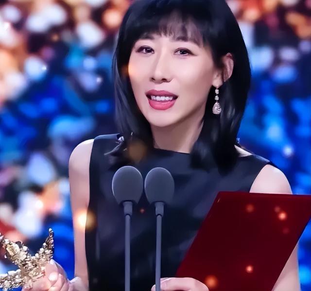 演员，任素汐说，在中戏，我是遗老遗少，好听点叫遗珠，没人找我去拍戏，那些长的好看