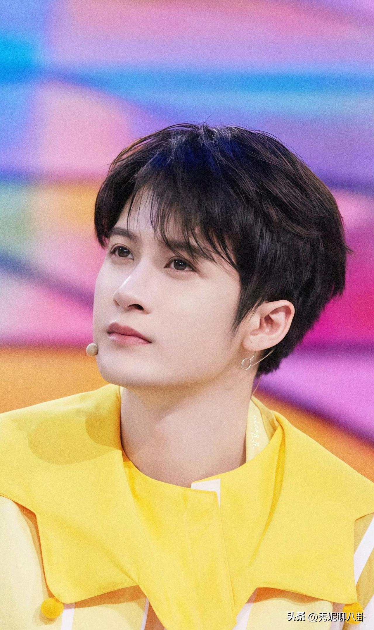 开年内娱的瓜也太刺激了！狗仔刘大锤突然爆料，称檀健次正被人针对性“搞事情”，还透