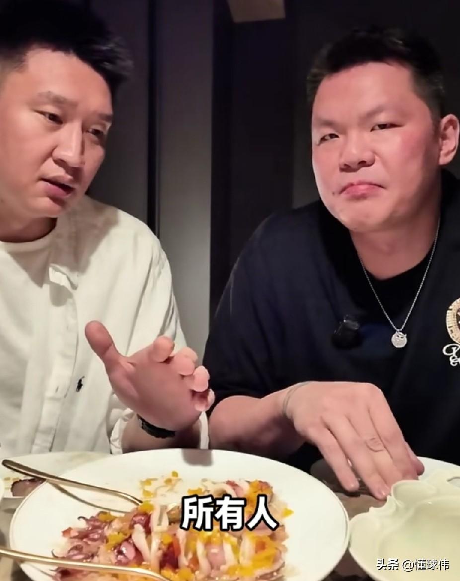 孙悦谈科比：

“我去湖人的时候，科比当时作为一个老队员，一个超级巨星，看我这样