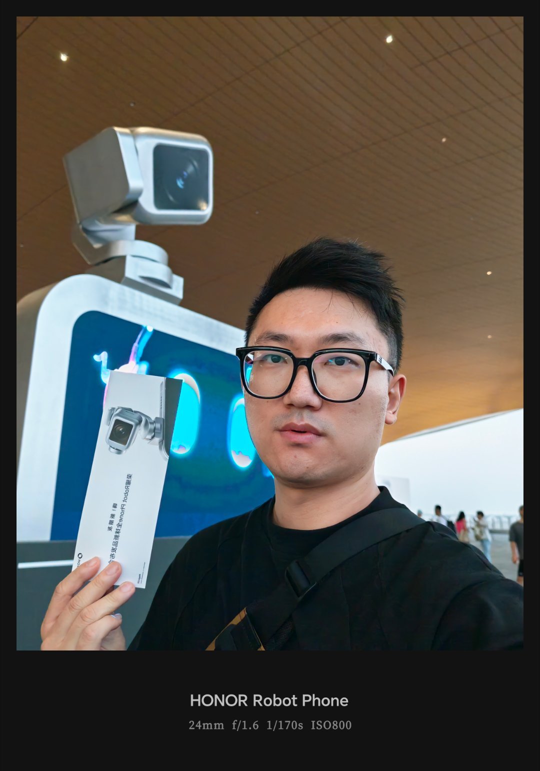 荣耀RobotPhone发布会开始！看看荣耀到底有多“敢”