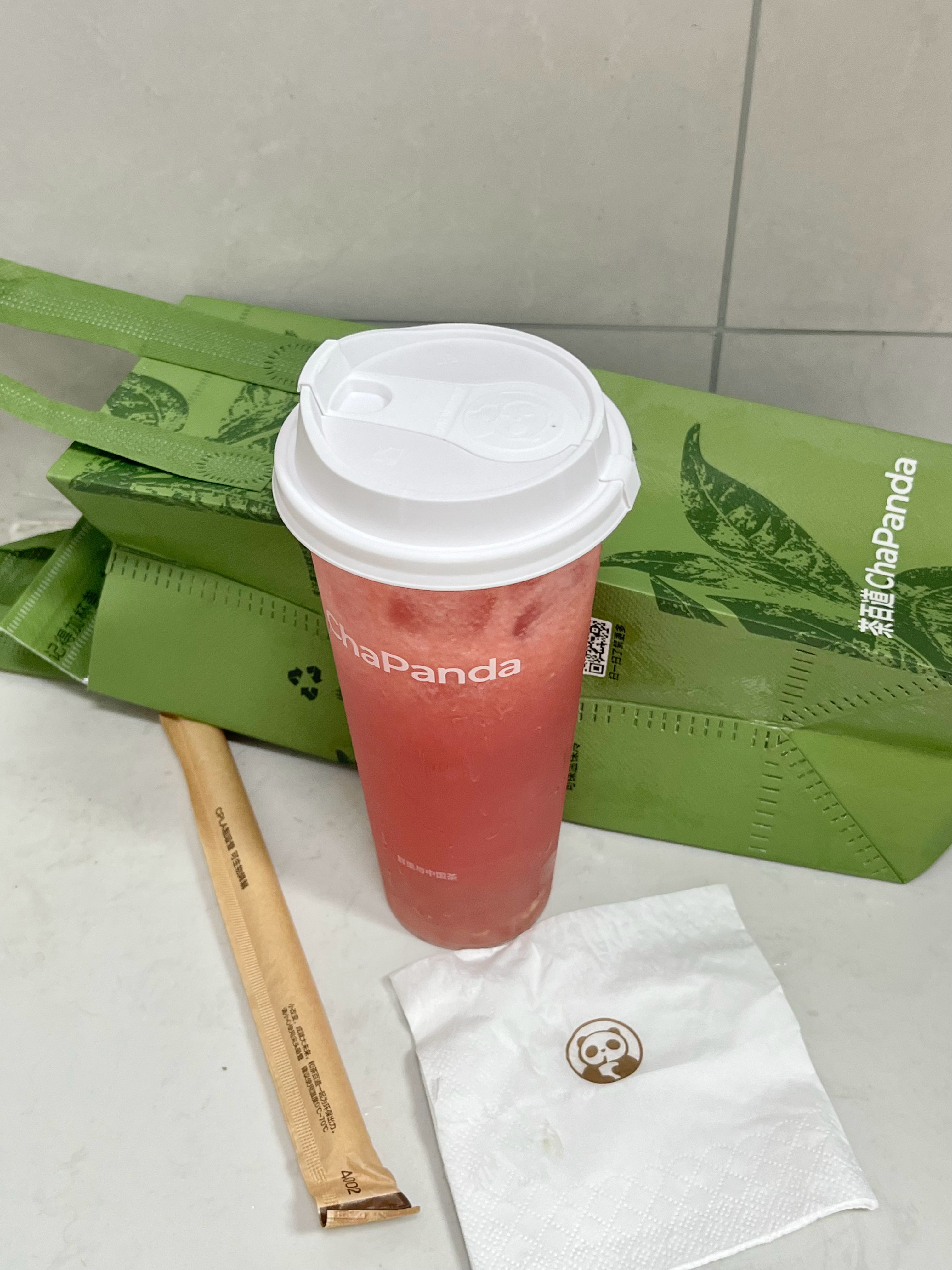 志琴宝子的投喂  西瓜啵啵好喝！很喜欢茶百道的这个！ 