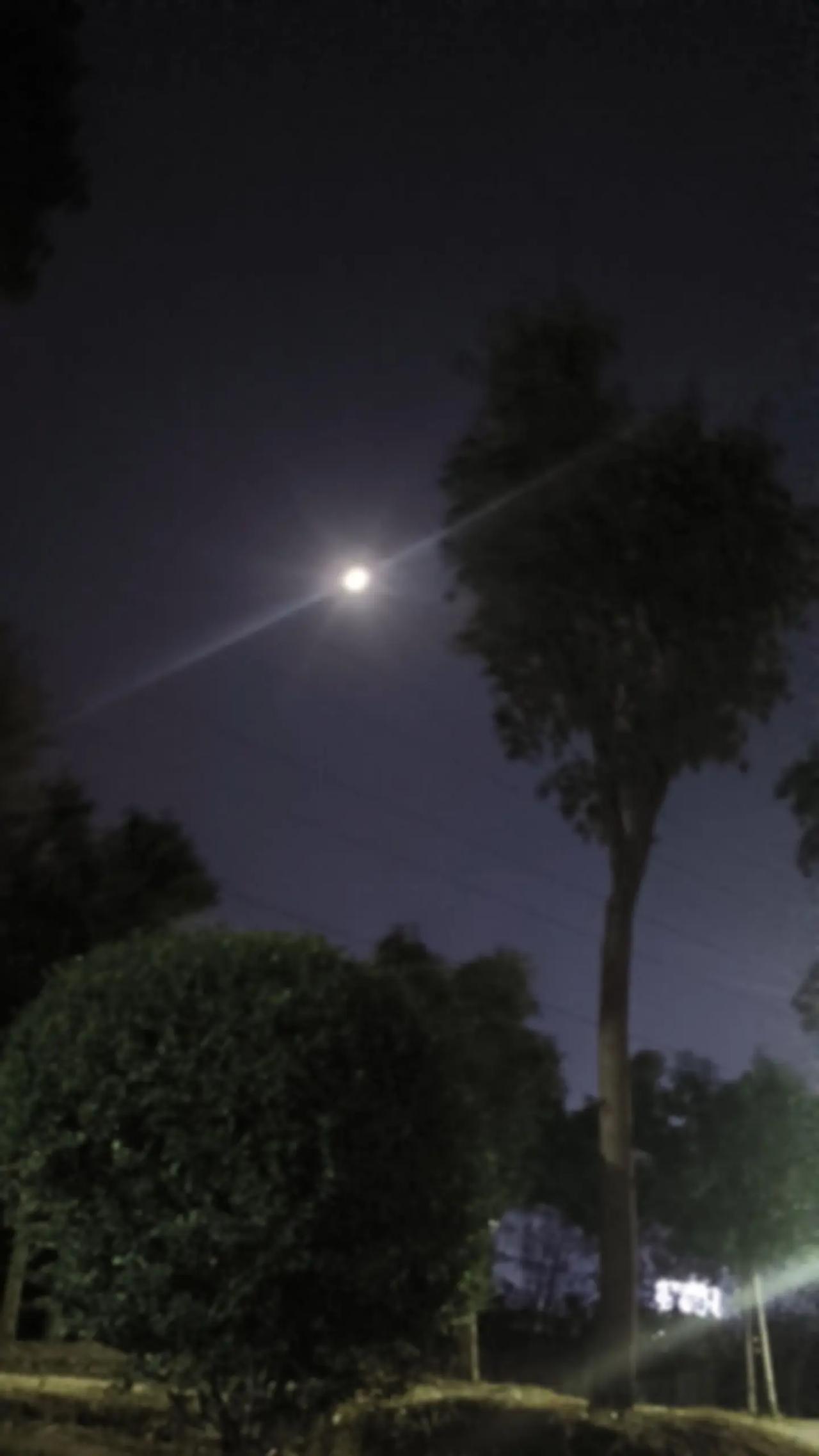 月明星稀。慢慢走，欣赏吧推广 原创视频 记录生活 夜景