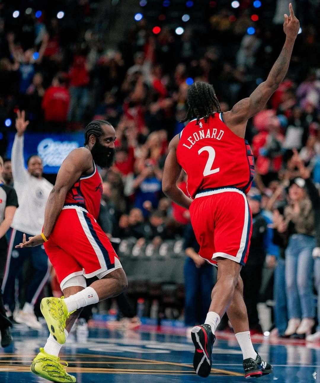 其实快船队的现状也可以往稍微合情合理的角度去看待，当然合情二字的比重会更高一些，