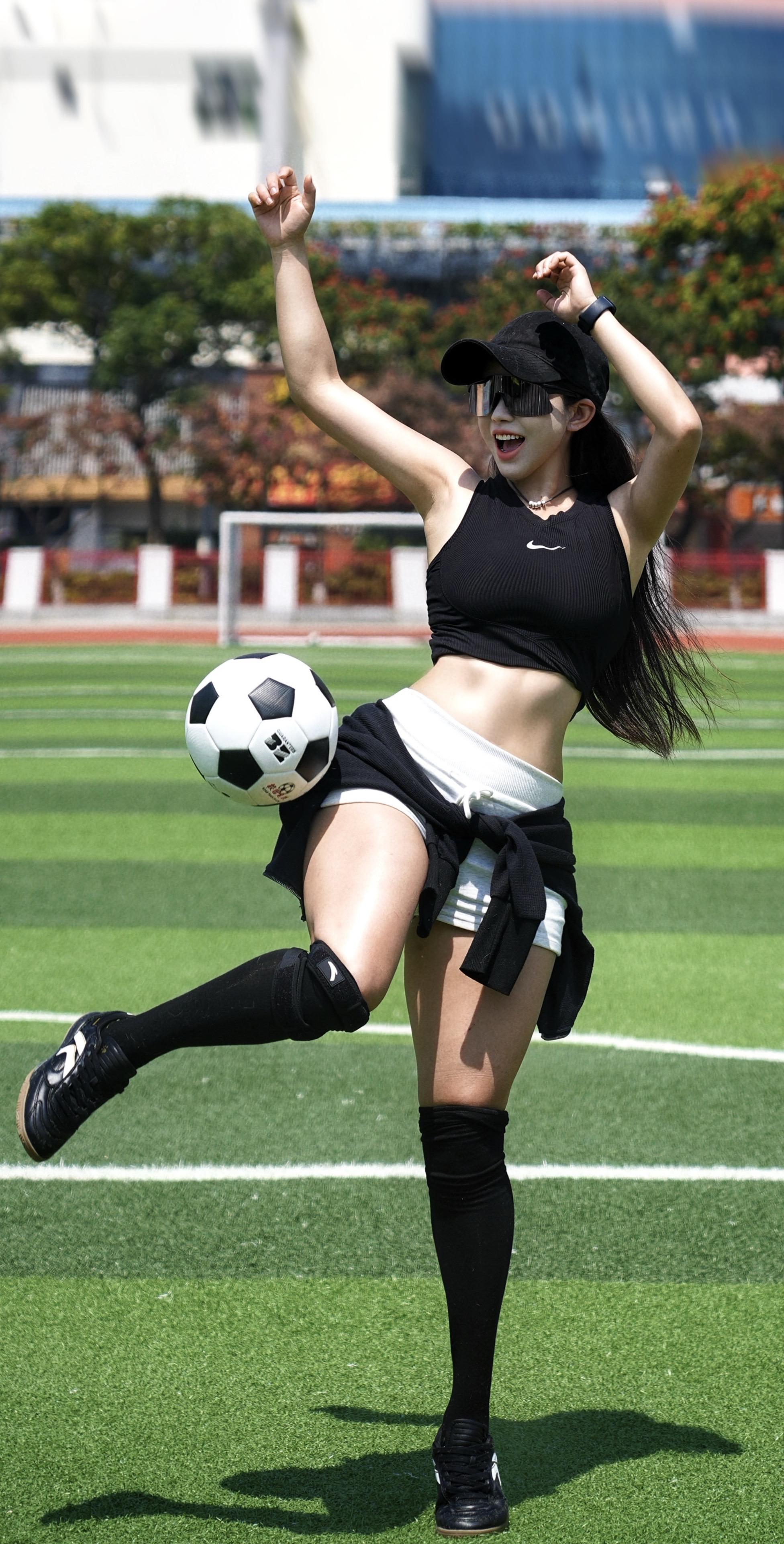 ⚽️。这回该轮到我射门了吧
