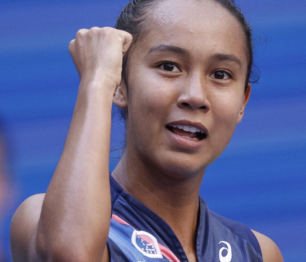 快讯！宁波WTA500首轮：替补费尔南德斯苦战三盘，逆转7号种子梅尔滕斯！
  