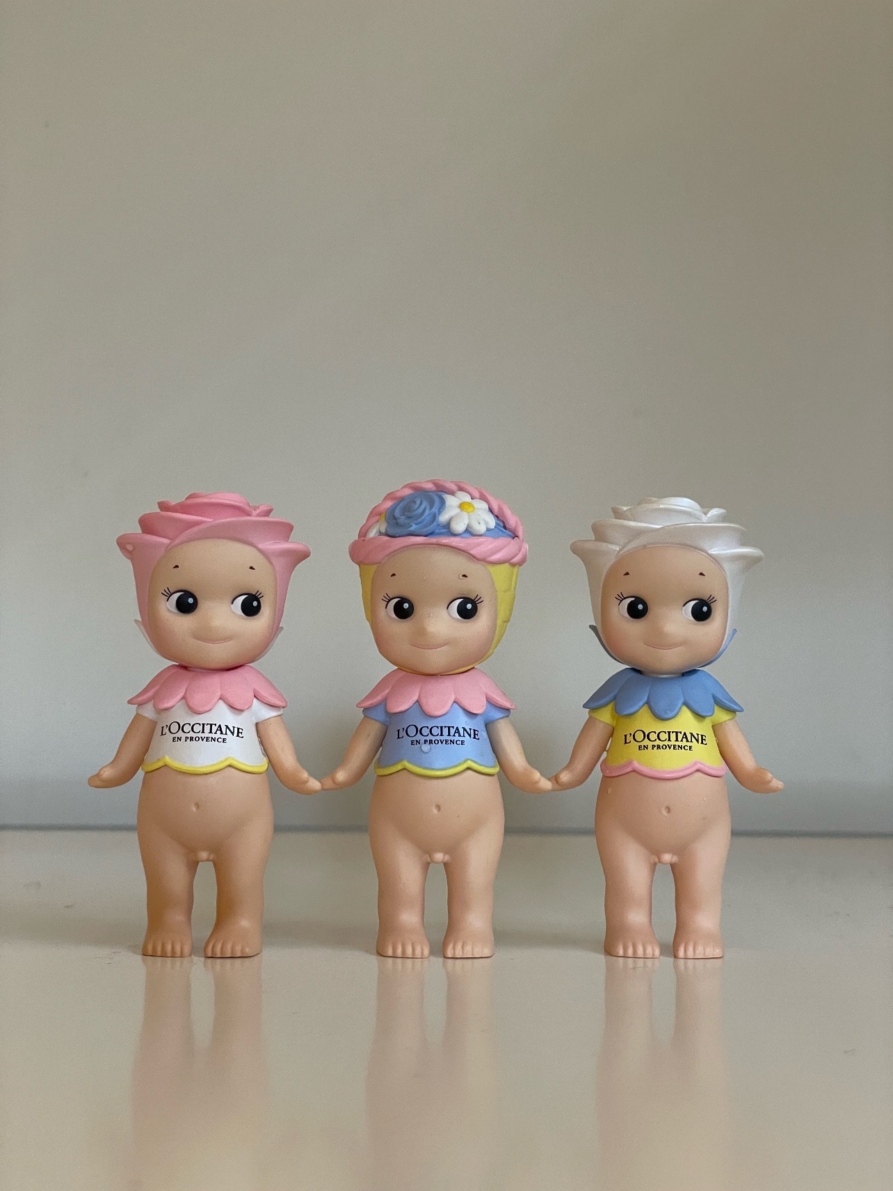 名创优品争议姿势手办已售罄纯真就加上短裤。名创优品吗款盲盒，除了露屁股，还特意给