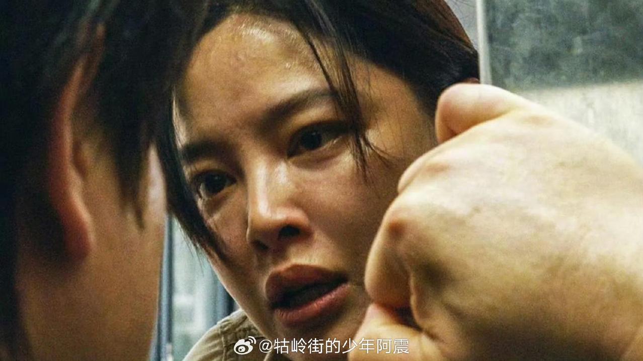 拿了欧洲三大奖（戛纳 / 柏林 / 威尼斯）的中国演员，却拿不到内地金鸡奖的提名
