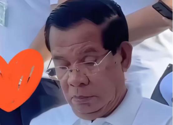 金边眼下最头疼的，不是战后工地怎么收尾，而是钱包突然“断供”。
 
北京一纸通知