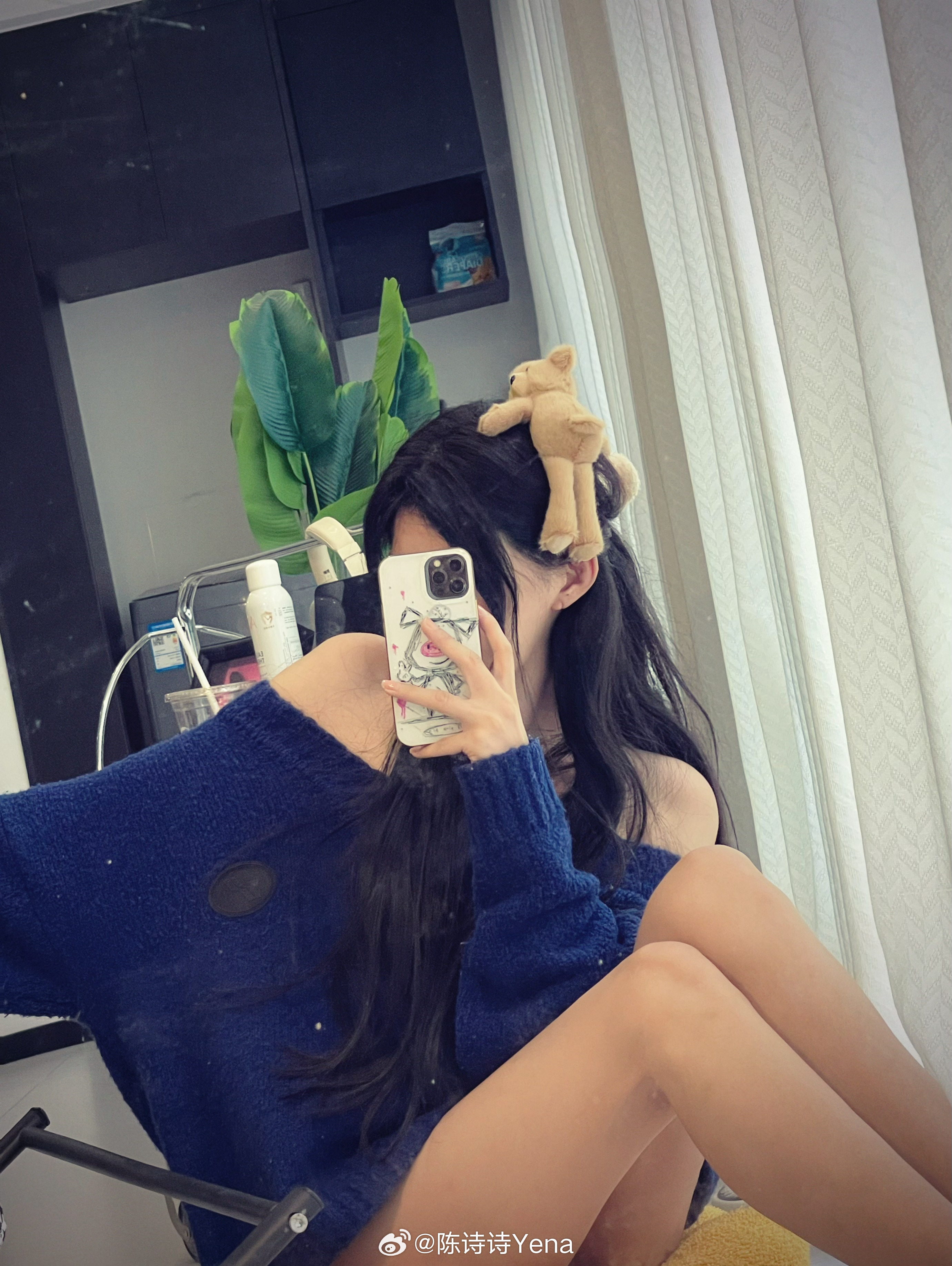 又是下雨天 不过没关系 雨天是淡淡的蓝色 