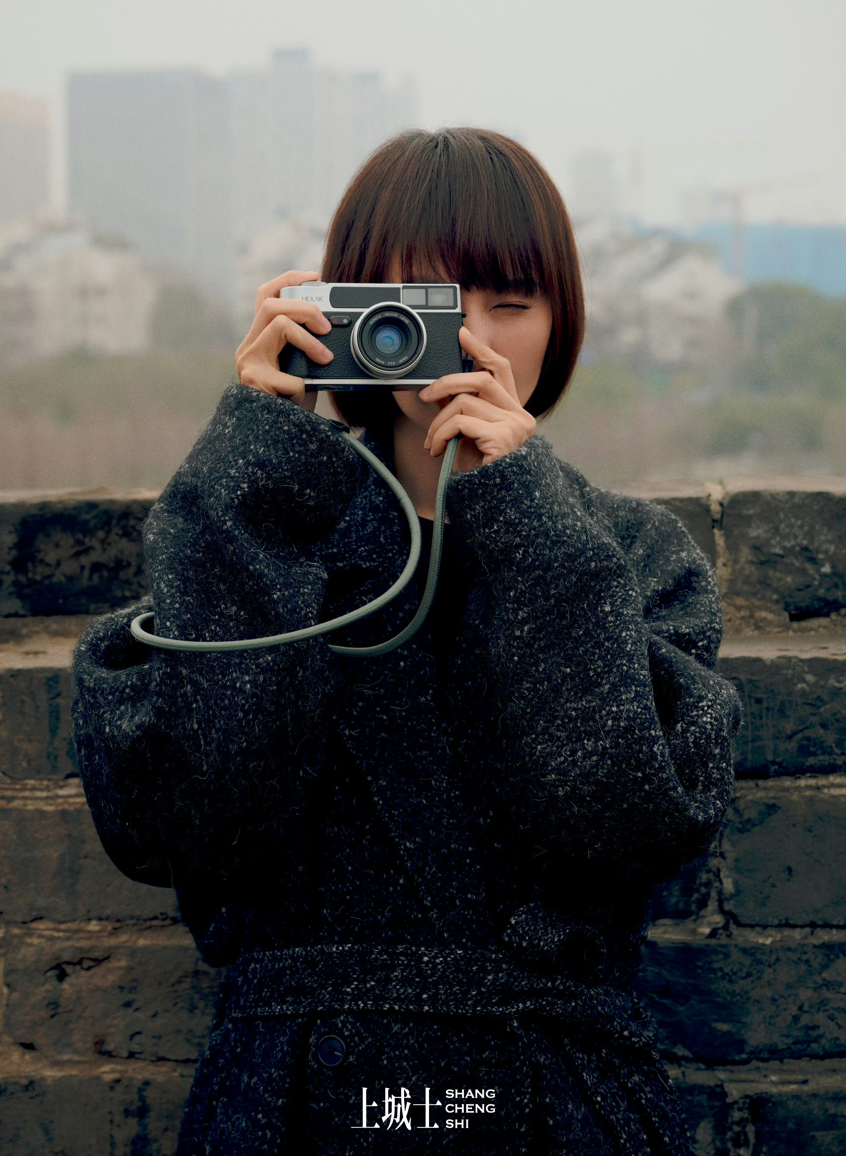 袁泉  x  上城士途中风物053 ，回到故乡湖北荆州拍摄，游走在故乡的街头，松