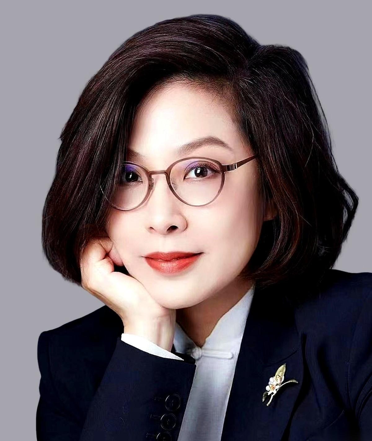 今天真是彻底开了眼了。
居然有人管吃了上顿没下顿、连个社保都没有的日子，叫“自由