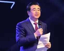 足协这回，终于干了件大快人心的事！

宋凯直接拍板取消世界杯观摩考察团。以前动辄