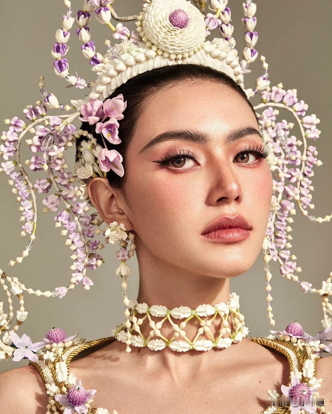 #泰国娱乐# 泰星Mai宋干节妆造！好美啊！ 
