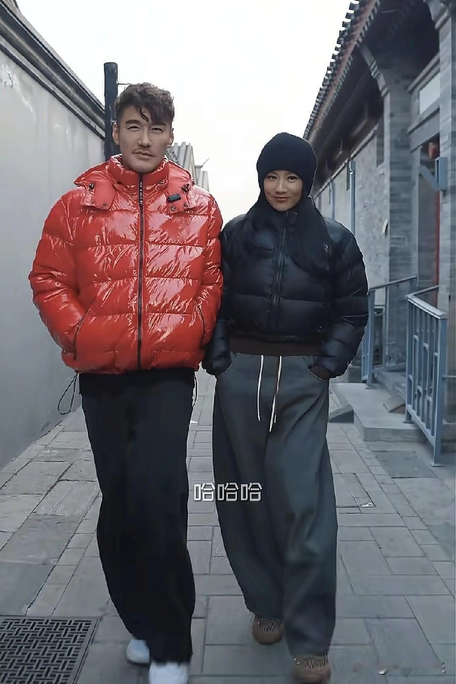 瞿颖被迫官宣已婚身份，只为澄清这段绯闻。

最近超模瞿颖彻底翻红，为此她特别声明