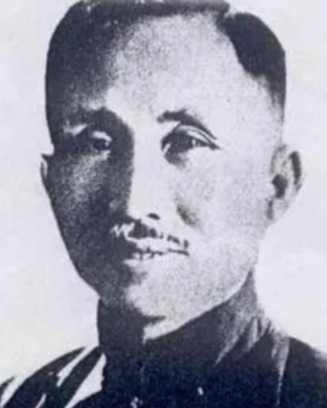 1949年农历2月14日，蒋介石的警卫团少将团长张本清被土匪枪杀。国民政府一片哗