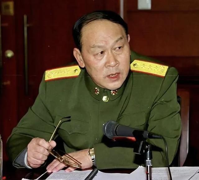 “晚打不如早打，小打不如大打，打一个，不如拉日本一起打”！这是国防部前部长梁光烈