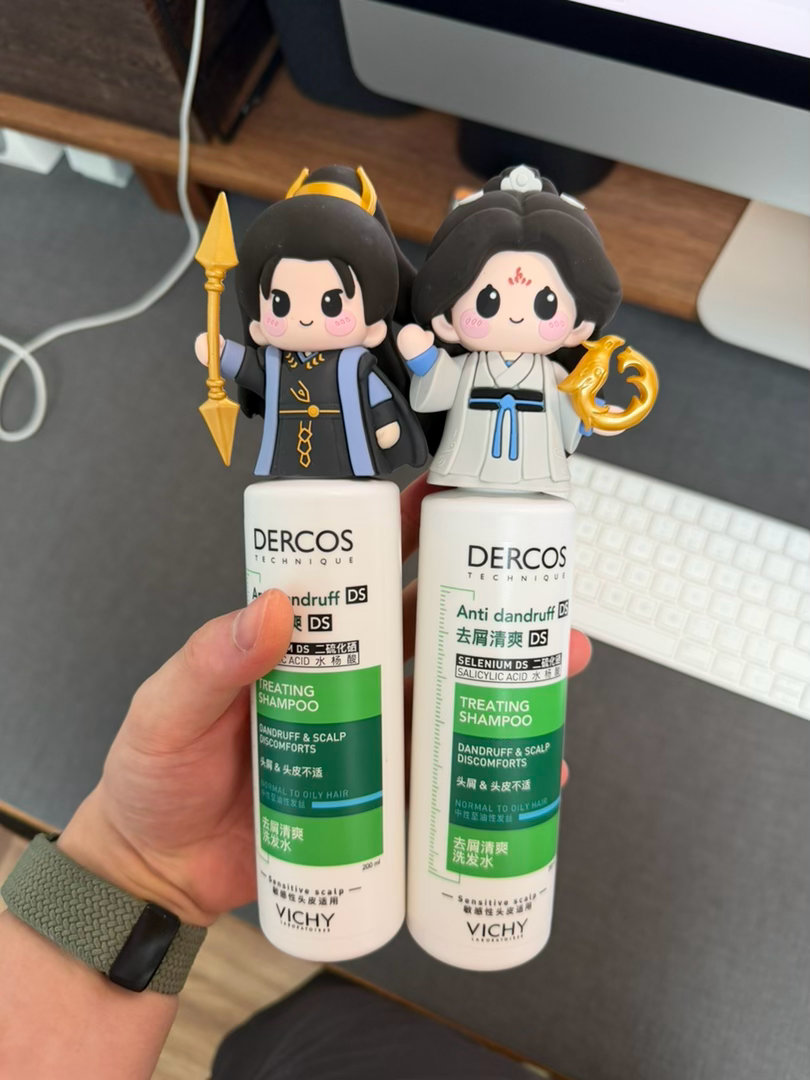 薇姿绿标和凡人的联名，不错！ 