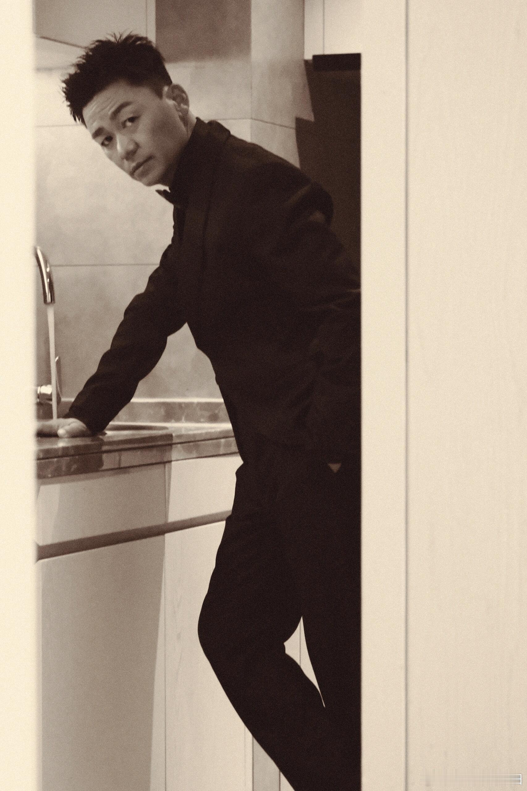 王宝强采访主打一个虽听错但敢说！把言情片听成艳情片，一本正经拒演还自黑“我脱了没