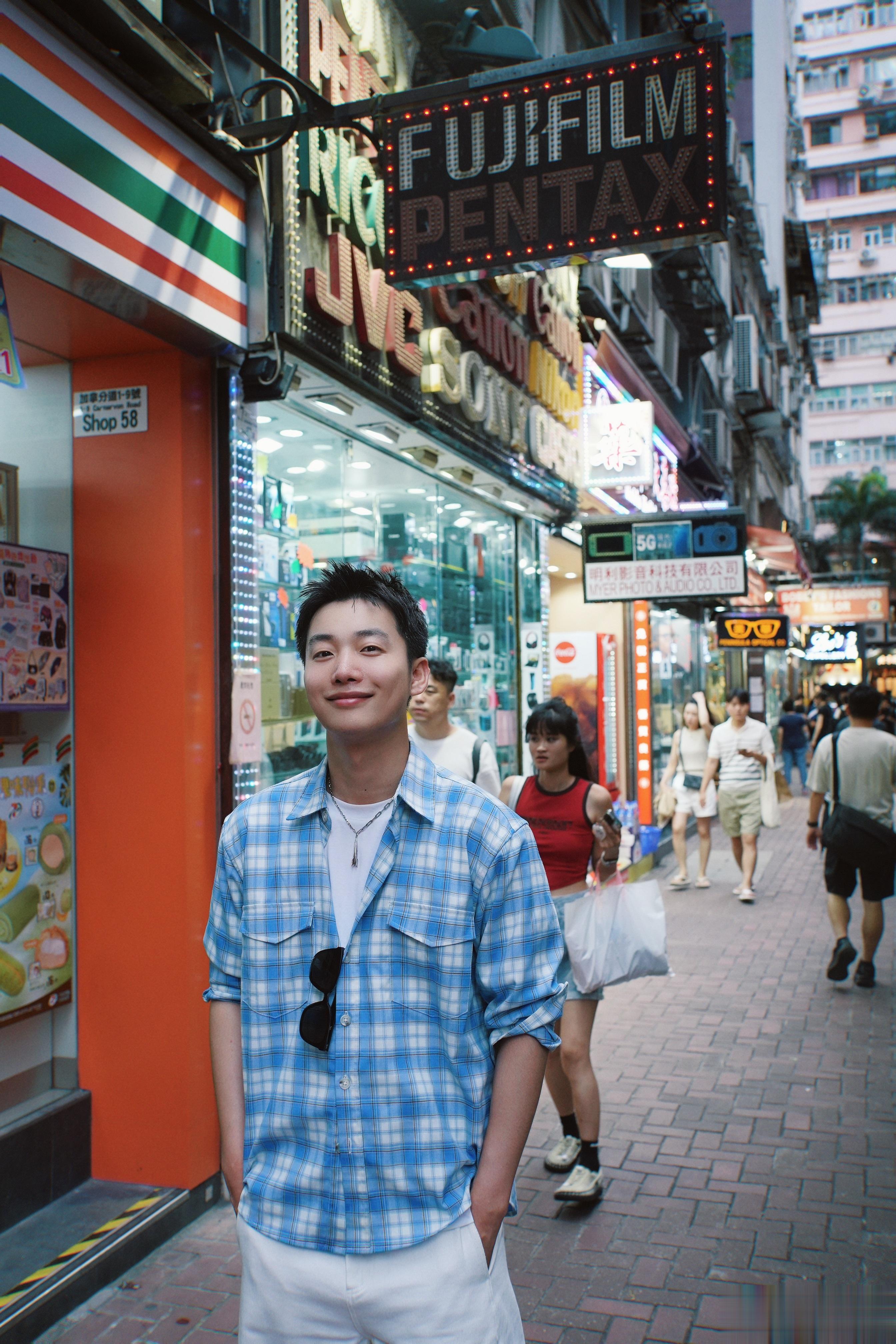 够港风少年吗🇭🇰#晚安杏仁[超话]# ​​​