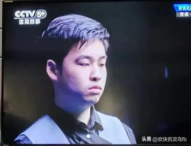 个人首次  武汉第一   世界第二百零六
斯诺克武汉公开赛的一场半决赛，由世界名