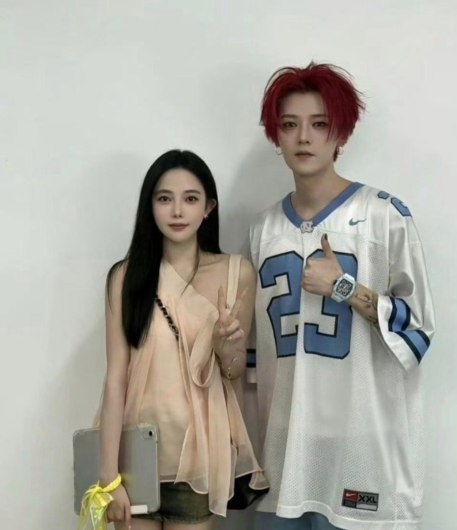 美女可以吹一辈子了 