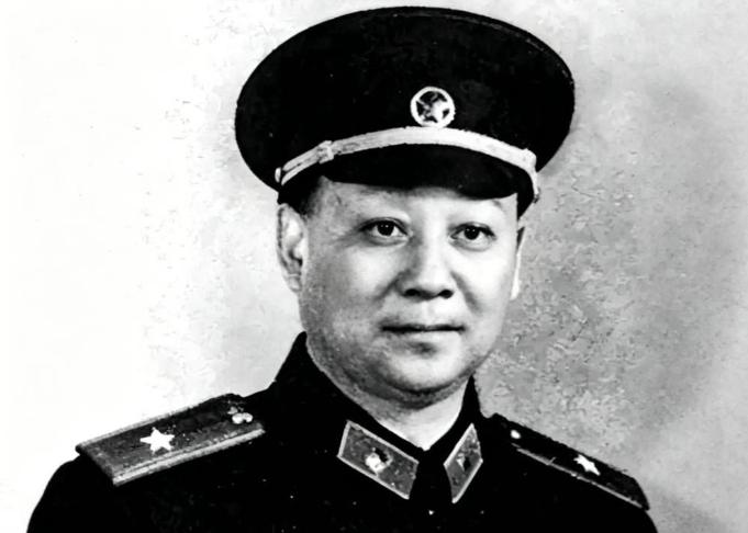 1977年，开国少将刘光涛官至黑龙江一把手，却因拒绝承认错误被免职，中央给他安排