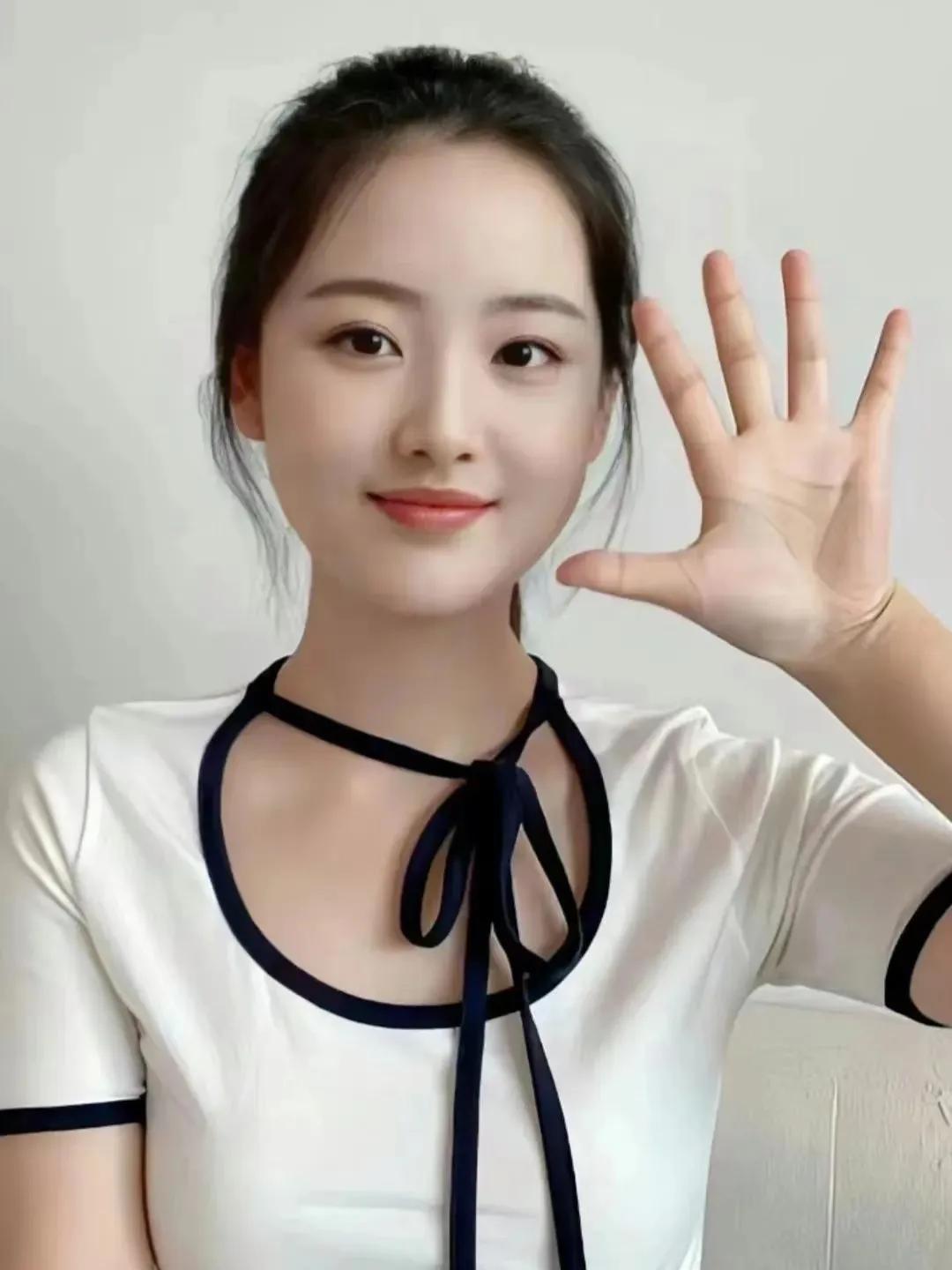 我结婚时公公已经去世，婆婆改嫁。娘家有弟弟的孩子，我的孩子自己带，从2012年就