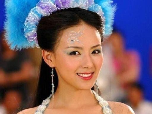 当年火遍全国的六仙女曹艳，模样清秀耐看却四十多依旧单身，背后藏着不少难言的难处！