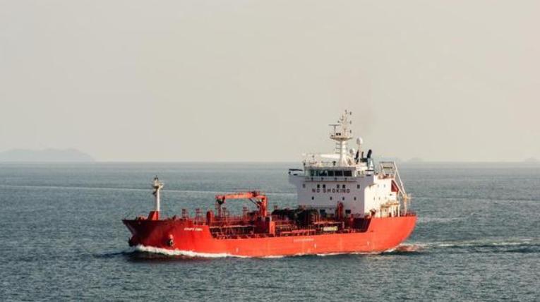 “贝拉1号”求生欲满满，
10天了还在“顽强逃跑”途中，续75次求救后，
“火线