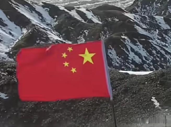 普通老百姓都懂一个道理：有国才有家。1860年，英法联军入侵中国，这两个强盗连皇