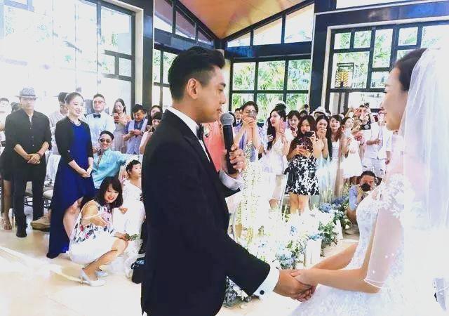 我记得朱孝天说，他结婚请其他三个人来，都没有来，说其他三个没参加过他婚礼。
F3