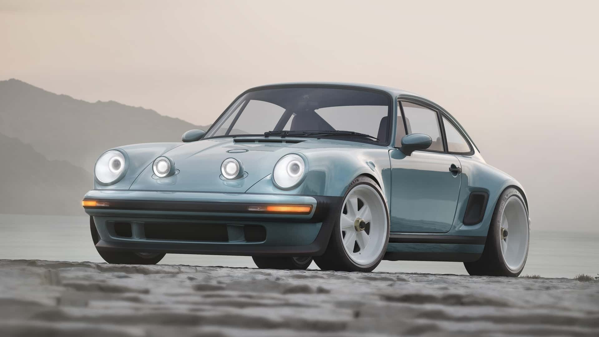 Singer的新作，带两个小翻灯的911，也太帅了吧！ ​​​