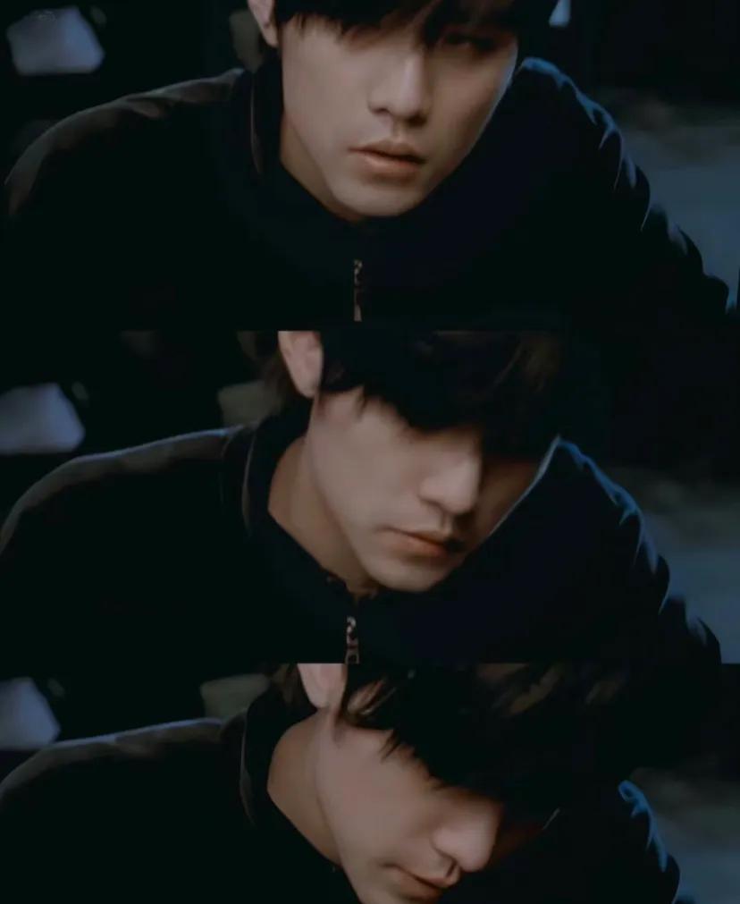 救命啊，谁知道周杰伦原来真的叫周董
我95年的，一直以为他们叫周董就跟张董王董李