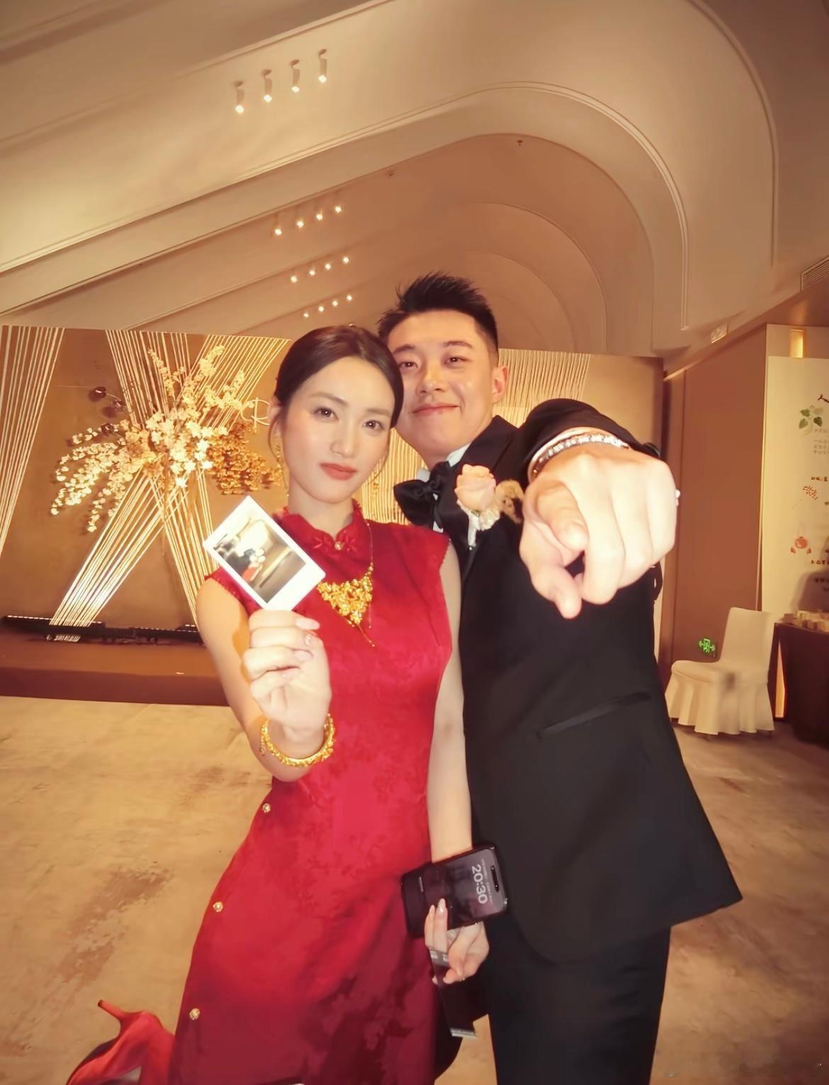 娶到心心念念的女孩了 