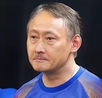 张本智和每次在赛场上嘶吼引来满屏争议时，很少有人知道他父亲张本宇当年到底走投无路