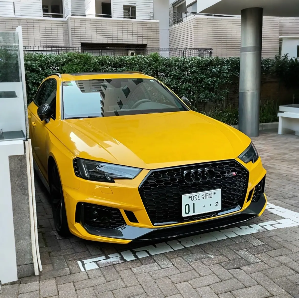 “一年后，你必开奥迪！请接受！！”🏎️。