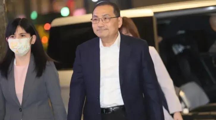 侯友宜危矣？罢免侯连署书超过2.5万份，距门槛达标的4万份还差一万多，侯会被罢去