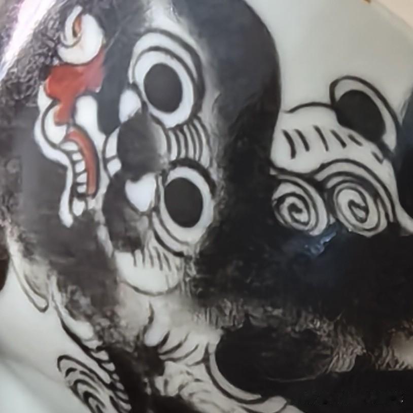 收藏圈的故事
近期看到一些藏友总说拍卖不收，出手没有人要？为什么？
手里的藏品有