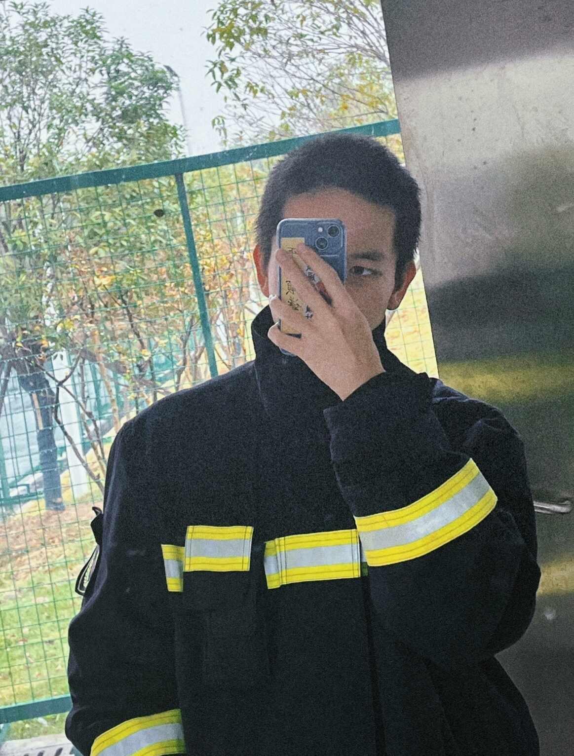 武汉
武汉消防员 想谈恋爱