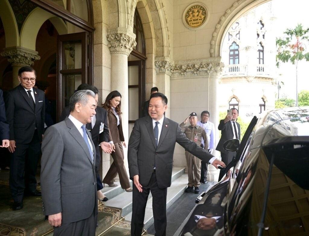 绿色科技改写世界汽车格局，比亚迪海狮07成“总理座驾”

比亚迪太有排面了！泰国