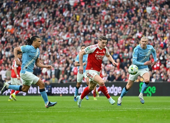 温布利新王加冕！曼城2-0击败阿森纳，捧起队史第9座英联杯冠军🏆21岁生日夜的